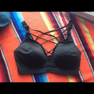VSX Lightweight Sportsbra